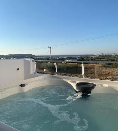 Aeron And Naxos Lejlighed